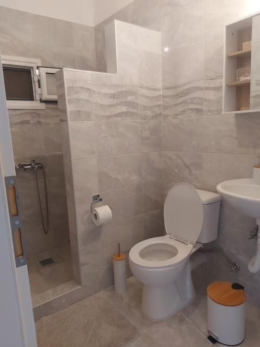 Houlia Home Διαμέρισμα Με Δωρεάν Χώρο Στάθμευσης Steniaí 외부 사진