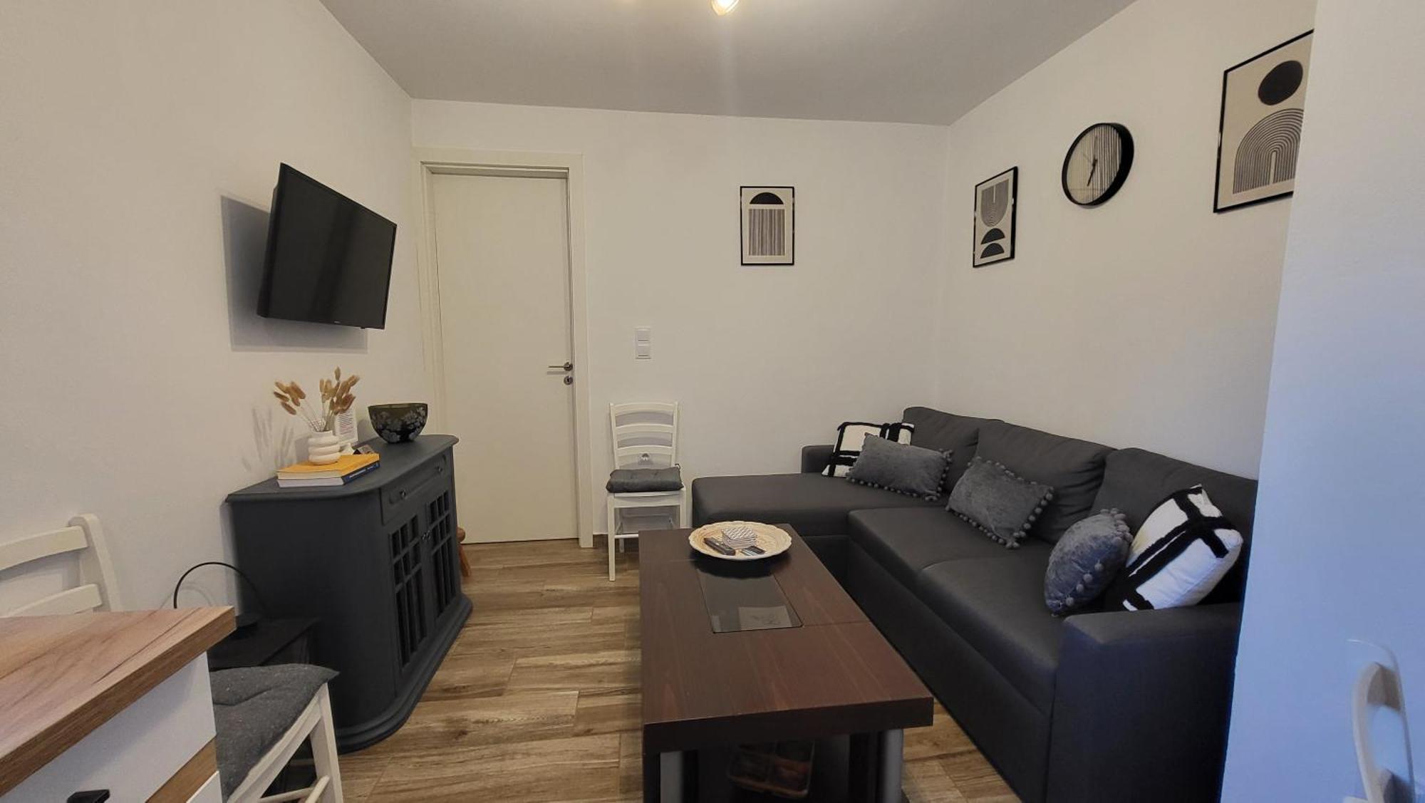 Houlia Home Διαμέρισμα Με Δωρεάν Χώρο Στάθμευσης Steniaí 외부 사진